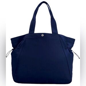 Lululemon Side-Cinch Shopper Bag 18L in Black